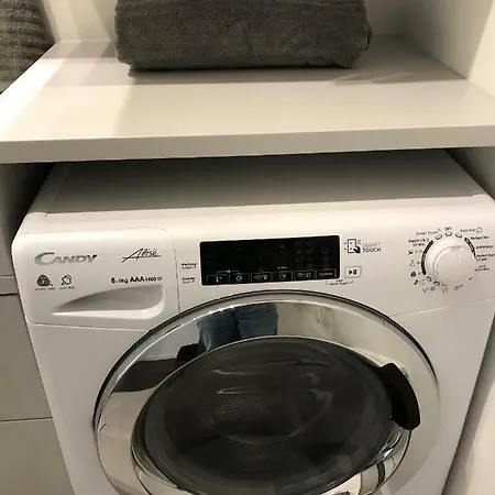 Apartment Lox